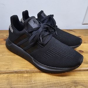 Womens Adidas Swift Run